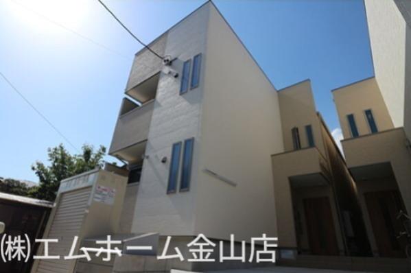 GRANDTIC MORALIS N