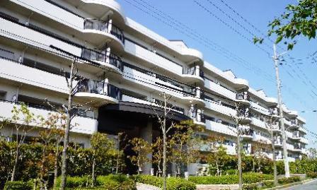 カーサソルーナ1番館