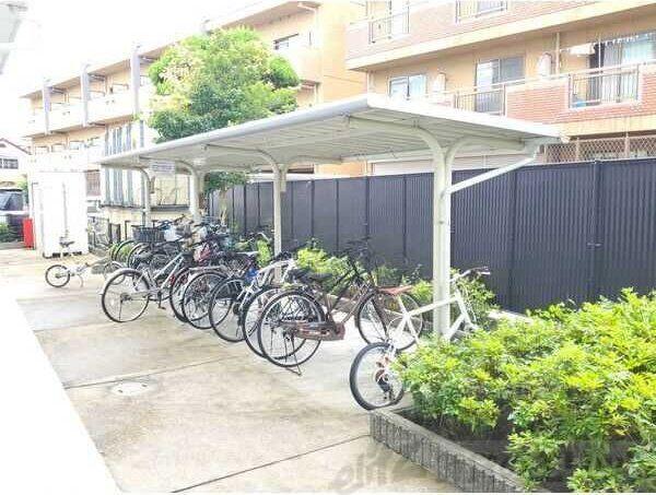 レオパレスミストラル千里