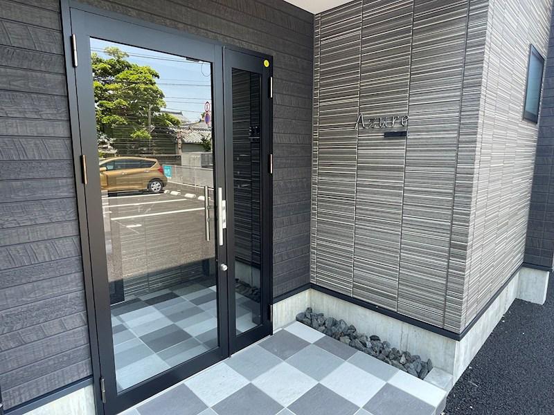 アジュール