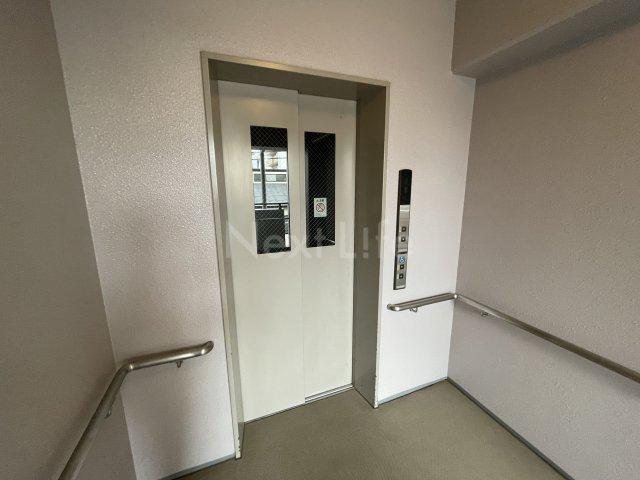 ウィステリア