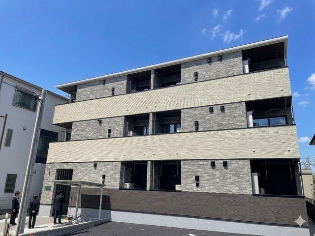 ルリアンラポーズ