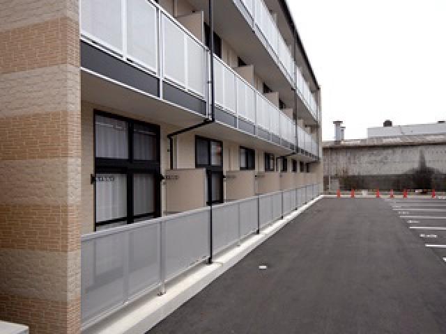 レオパレス徳島