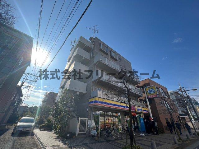 ユーティーキアス