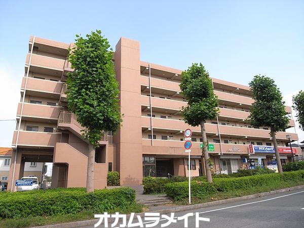 GRAND SIX