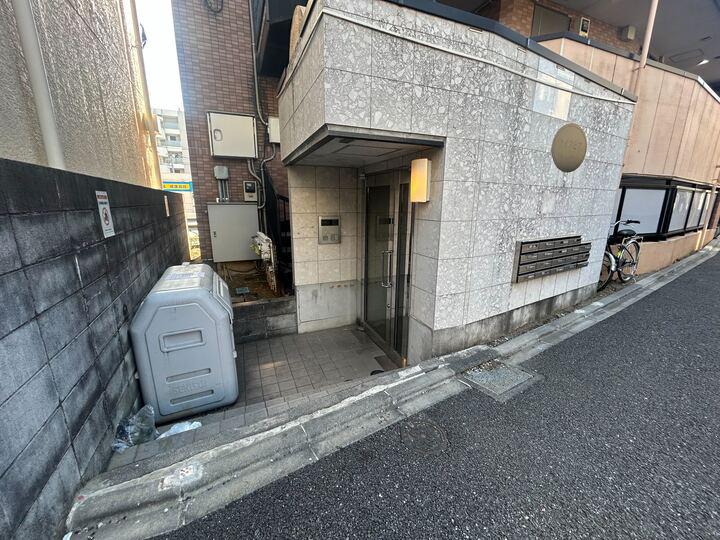 ライフピアビューラー