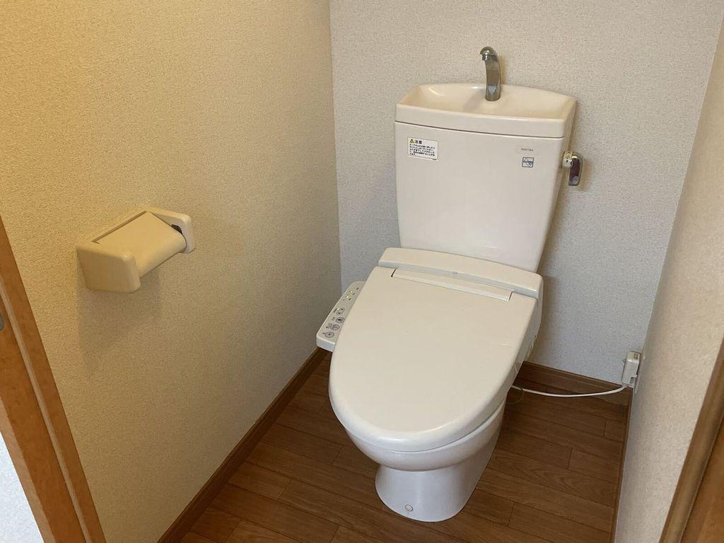 レオパレスゼフィール