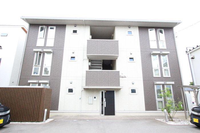 石川県金沢市 3階建 築11年