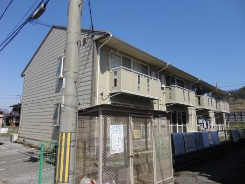 ファミール栄B