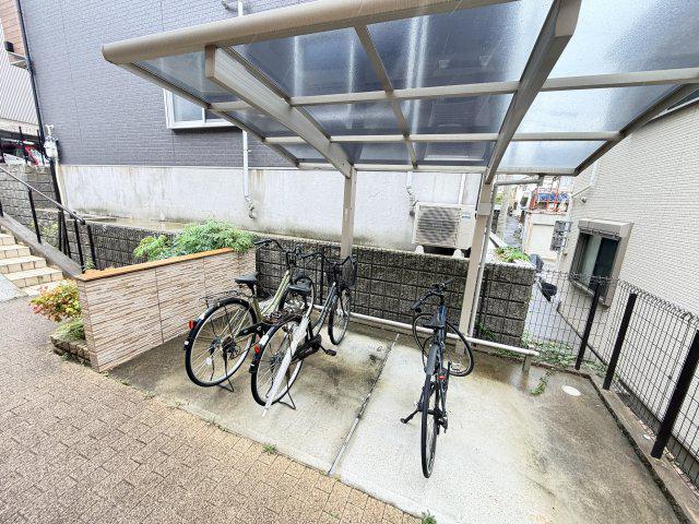 メゾンドエトワール神戸西山町