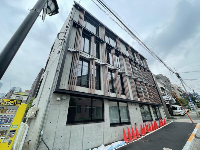 EST LARGO SHIBUYA