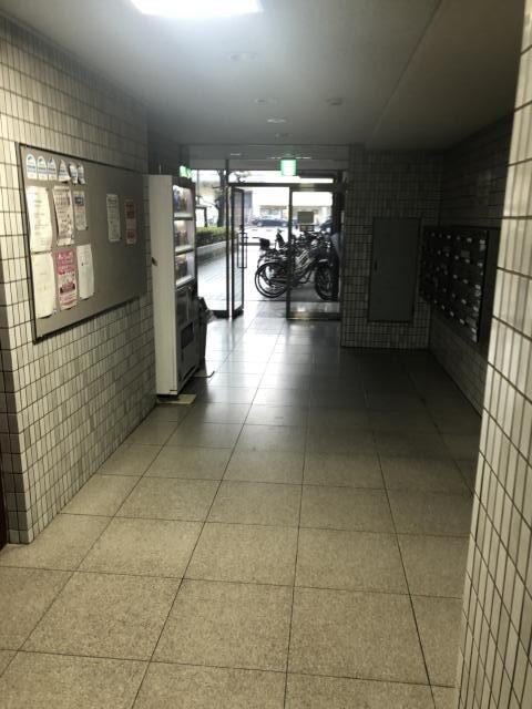 清川6番館