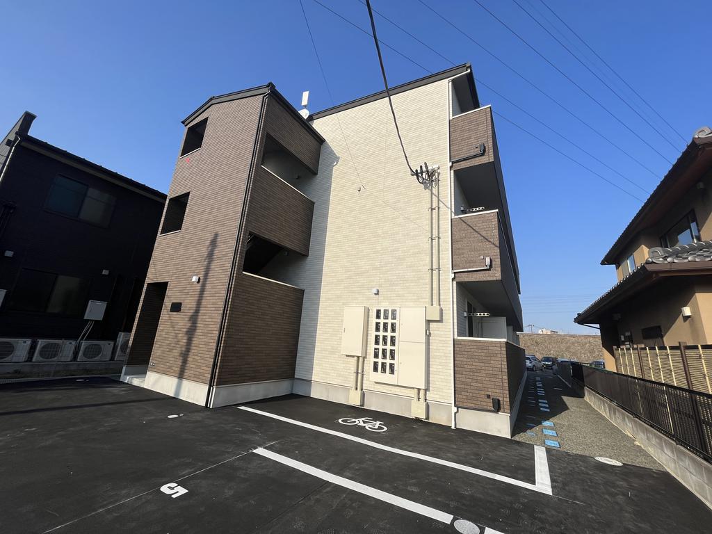 LUXES原町(1K/3階)