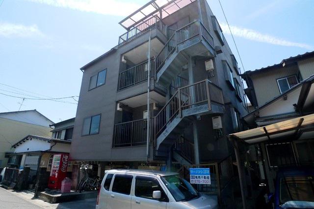 モーメント扇町