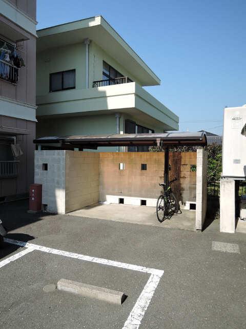 サンハイツ長坂A棟