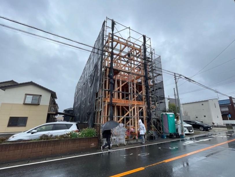 蓮田市東4丁目アパート(1K/2階)