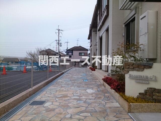 ファミール アイ