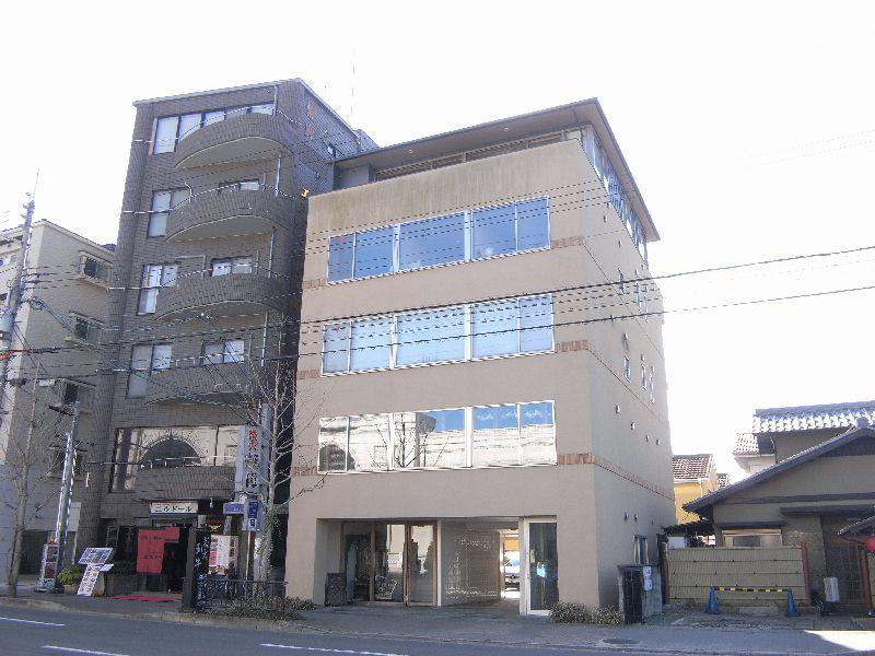 北山アトリエビル