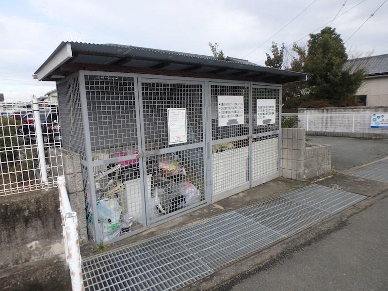 カーサ莉花 A棟