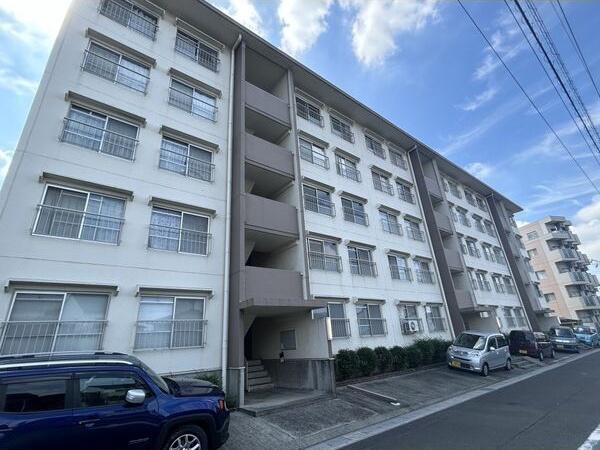 ハイツ高御堂A棟