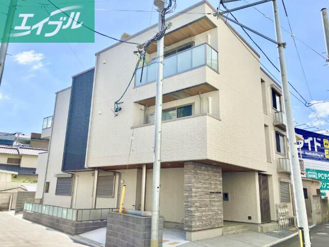シャーメゾン鹿田本町(2K/3階)