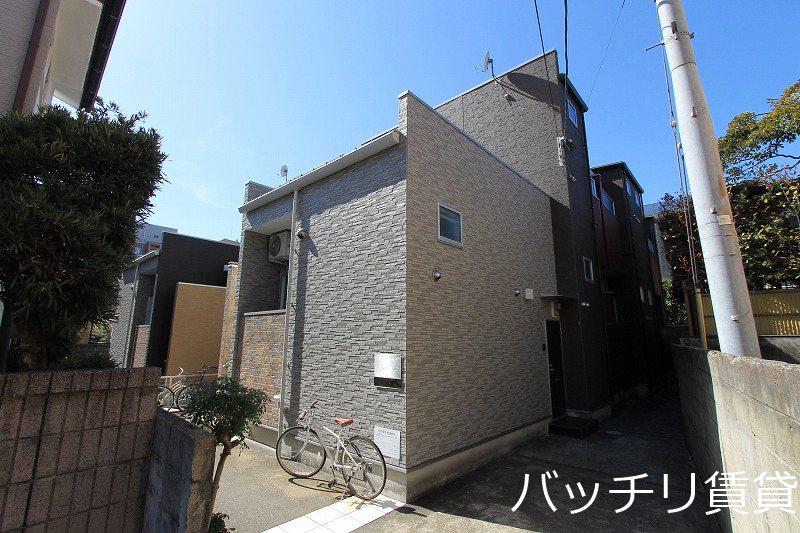 アーバンフォート西新