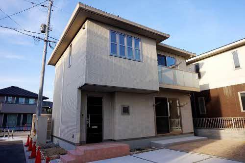 シャーメゾンタウン西阿知駅前 C棟