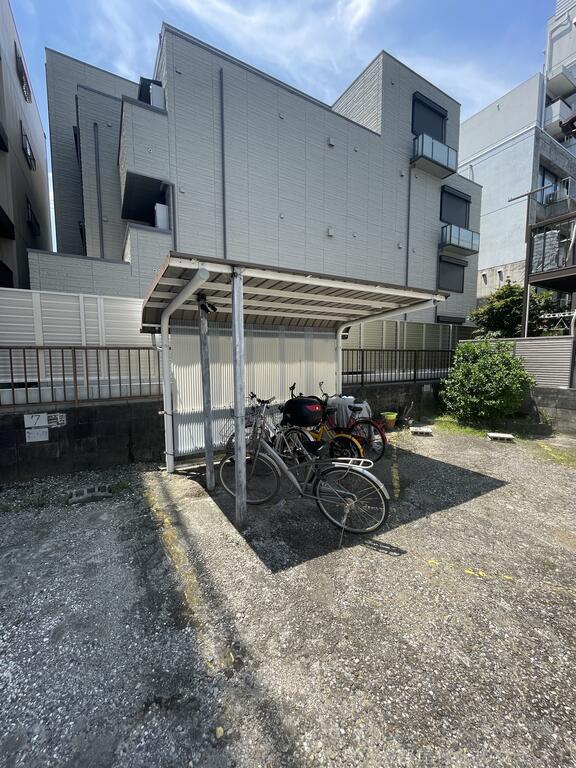 ションブルジス加賀