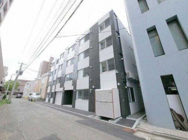 地下鉄東西線 西１８丁目駅 徒歩6分 4階建 築7年