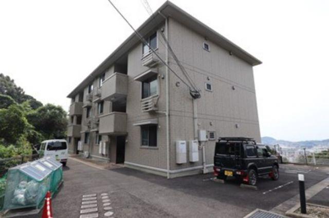 ロイヤルガーデン小佐世保C棟