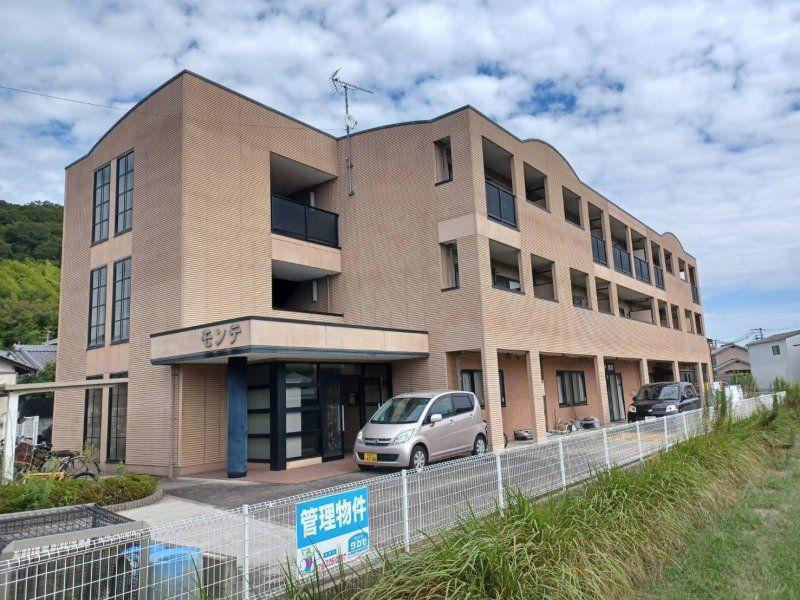 ＪＲ姫新線 播磨高岡駅 徒歩17分 3階建 築21年