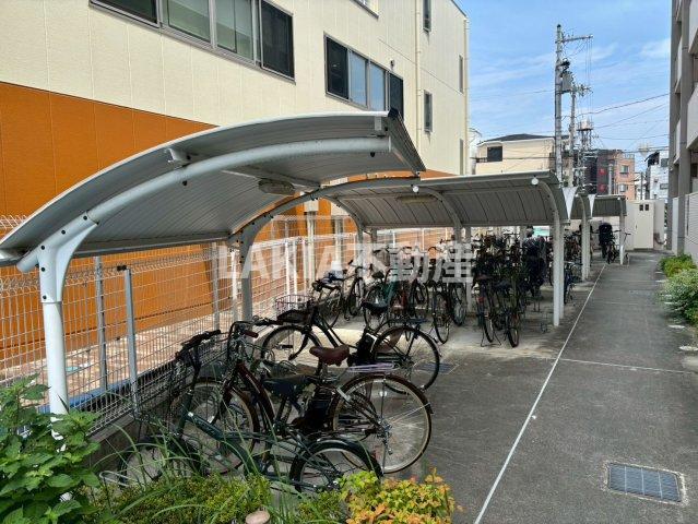 アルバグランデ M