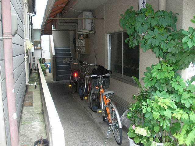 上利ビル