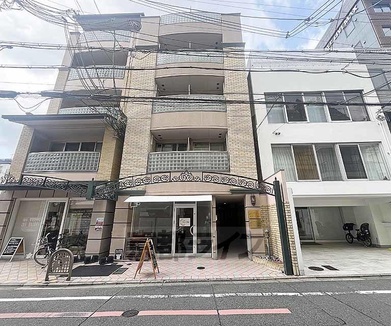 MORE河原町II