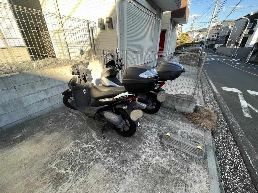アプランドル六浦南
