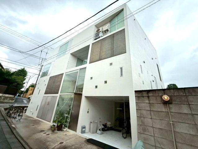 都電荒川線 都電雑司ケ谷駅 徒歩8分 4階建 築21年
