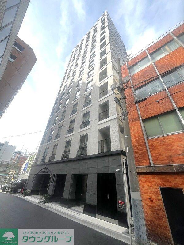THE MAYFAIR