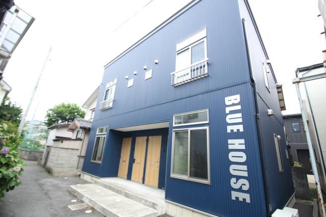 BLUE HOUSE