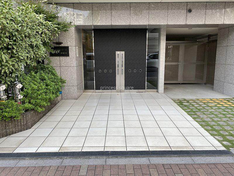 プレミアム・コート御徒町