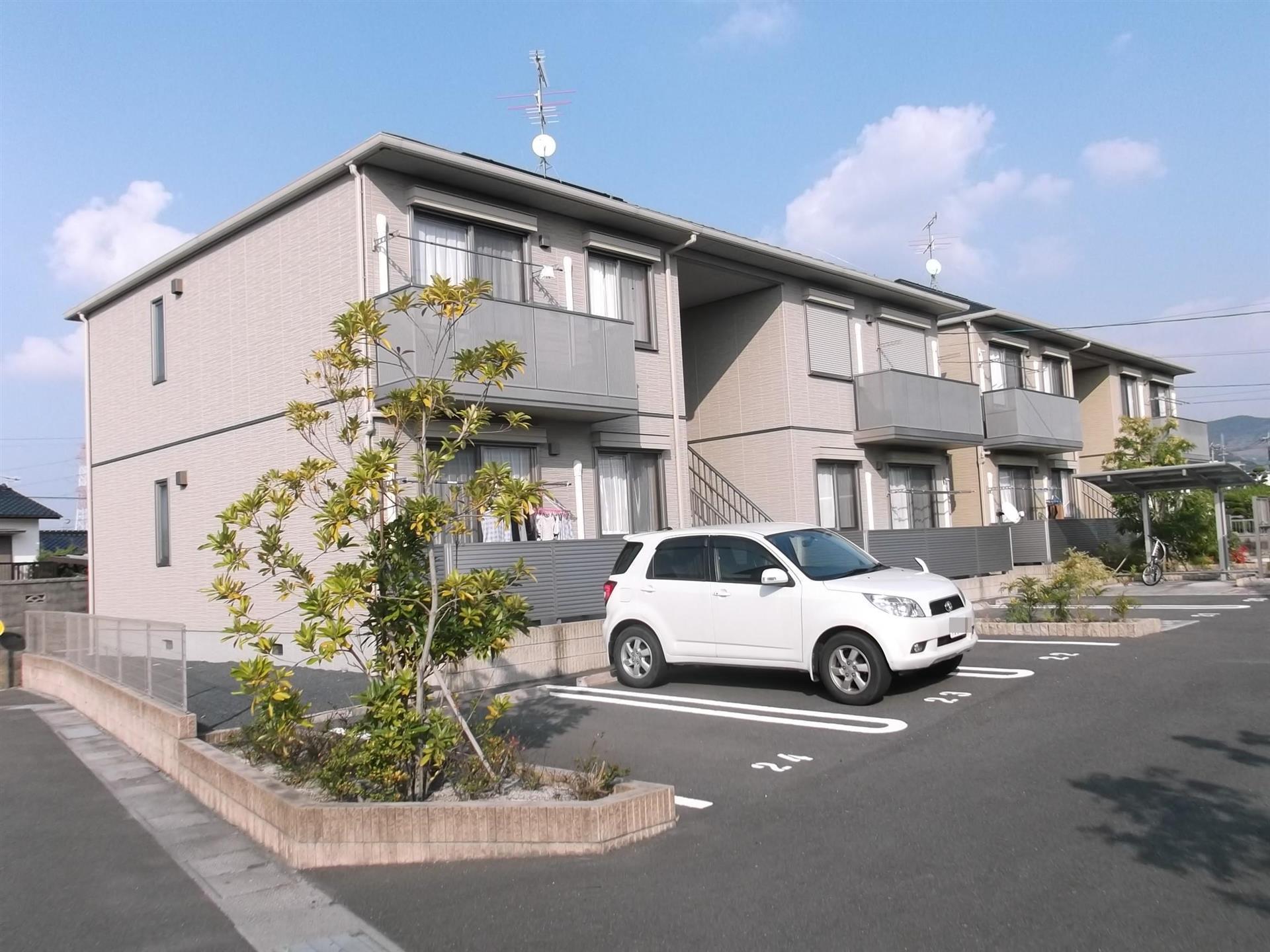 シャーメゾン茶屋の原II  C棟