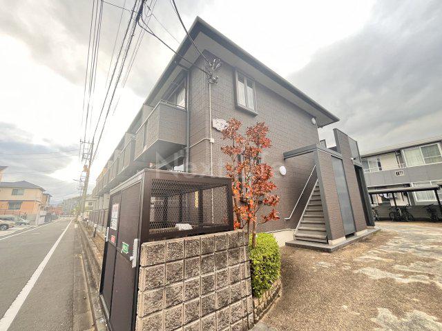 アクシス