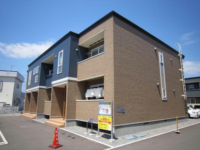 TERRACE HOUSE S