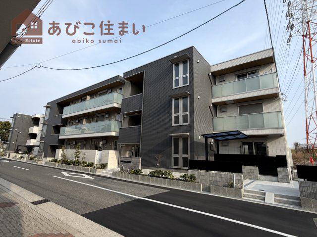 クラシスト苅田ウエスト
