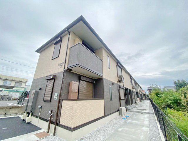 LARGO 本町