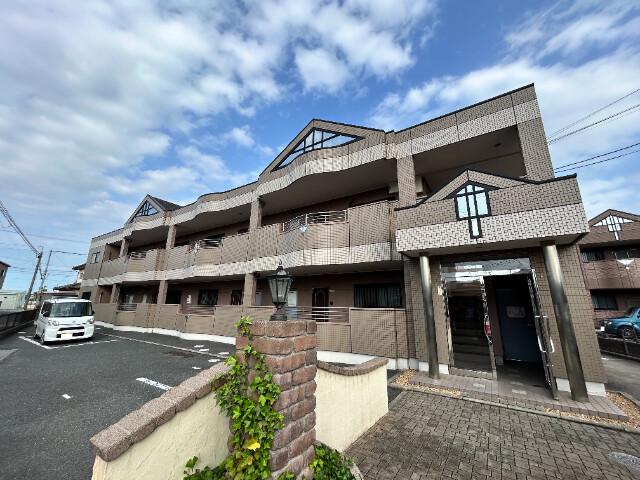 ルナ・アルカディア壱番館