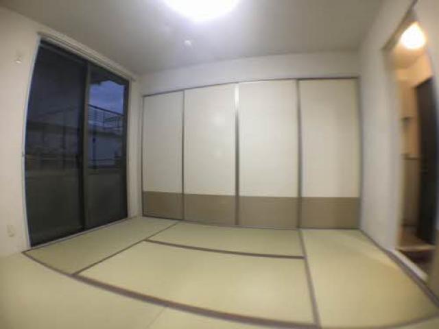 シャーメゾンII番館