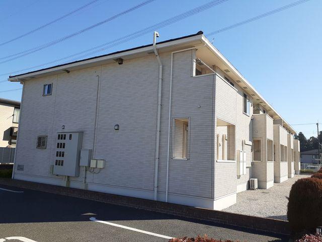 VILLAGE LILA