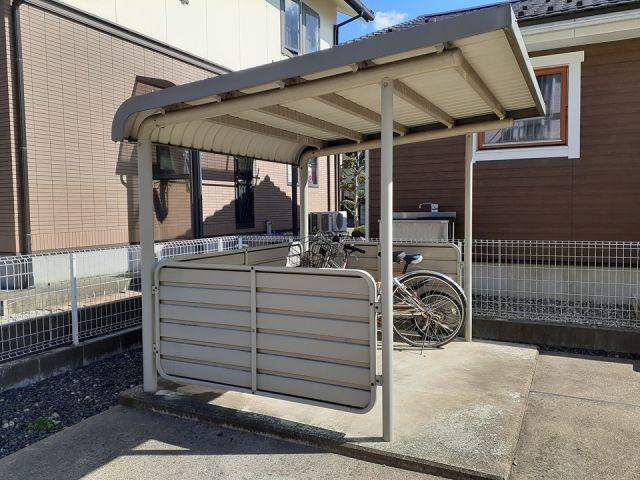 サニーイースト