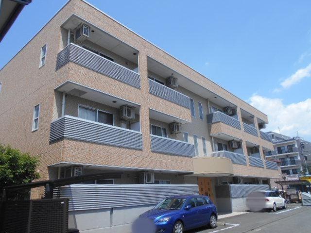 AMENITY COURT