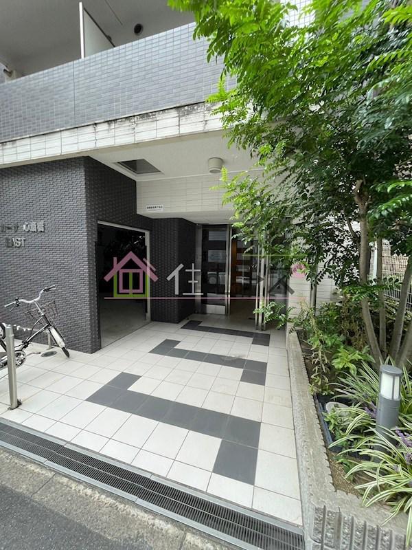エスカーサ心斎橋イースト